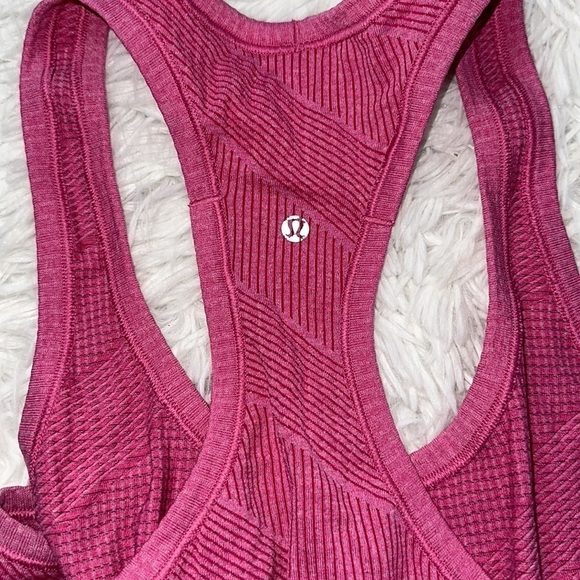 Lululemon Run: Swiftly Tech Racerback Heathered Jewelled Magenta - Picture 5 of 5